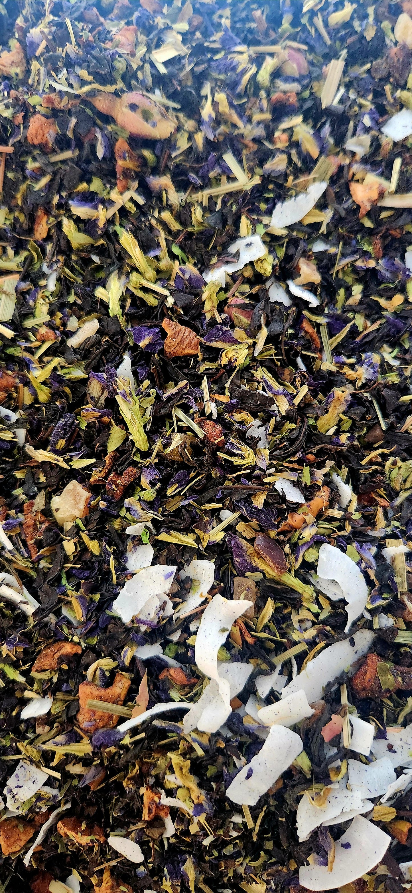 NUTS ABOUT COCOS. Tropical Tea.  Coconut•Lime• Pineapple•Butterfly peaflowers•Black Tea